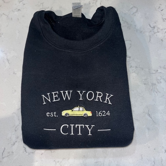 Embroidered New York City Graphic Crewneck - Picture 3 of 4